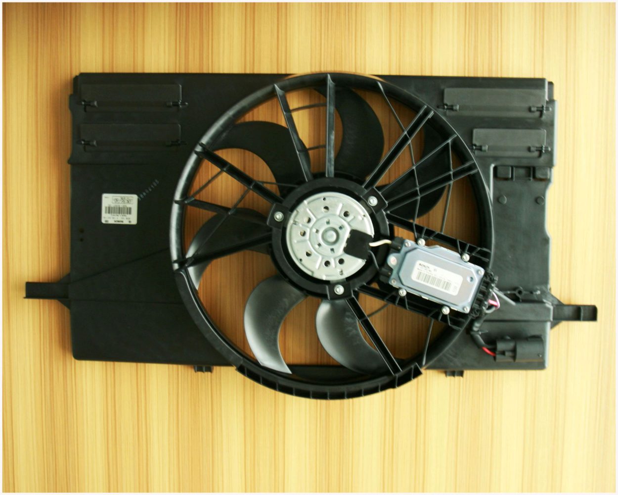FAN MOTOR ASSY VOLVO S40/V50/C30 03 Twincell